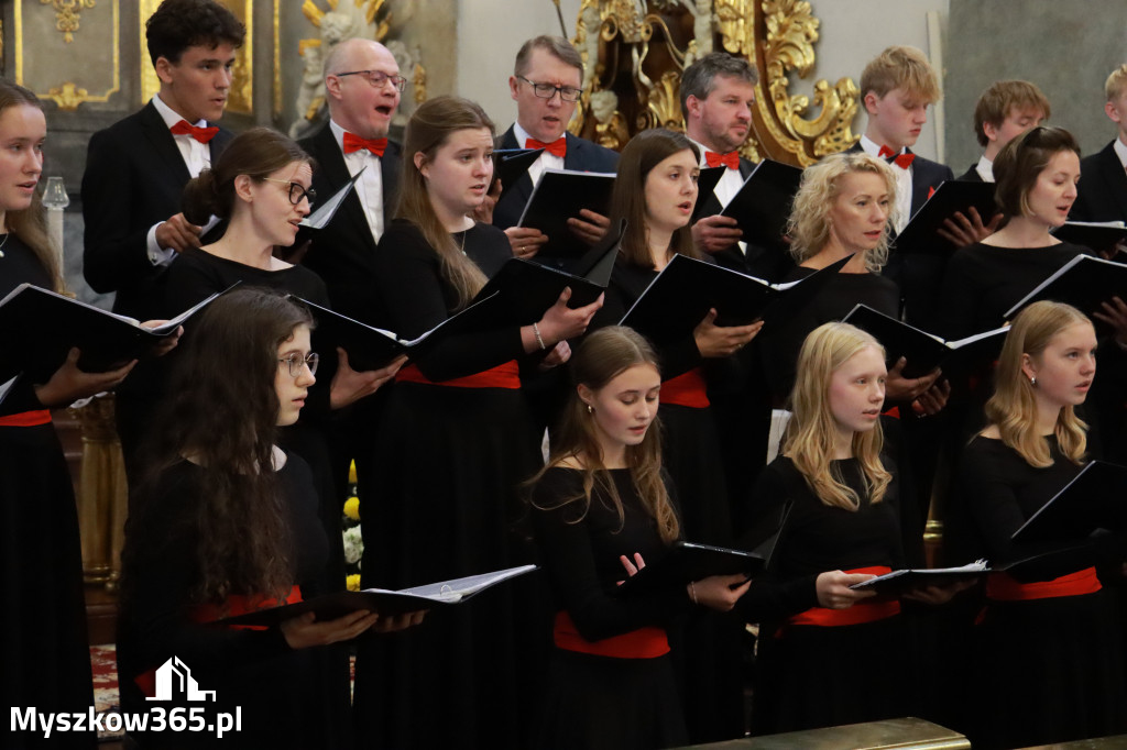 Fotorelacja III: XIV Międzynarodowy Festiwal Chóralnej Pieśni Maryjnej w Koziegłowach