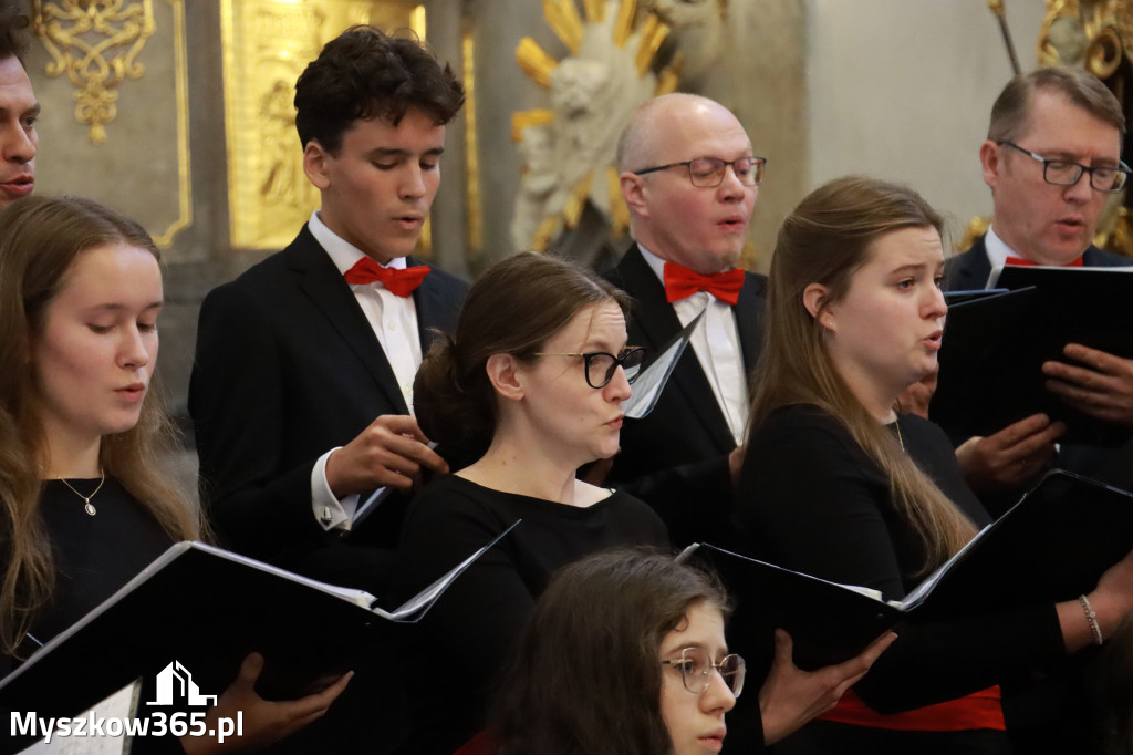Fotorelacja III: XIV Międzynarodowy Festiwal Chóralnej Pieśni Maryjnej w Koziegłowach