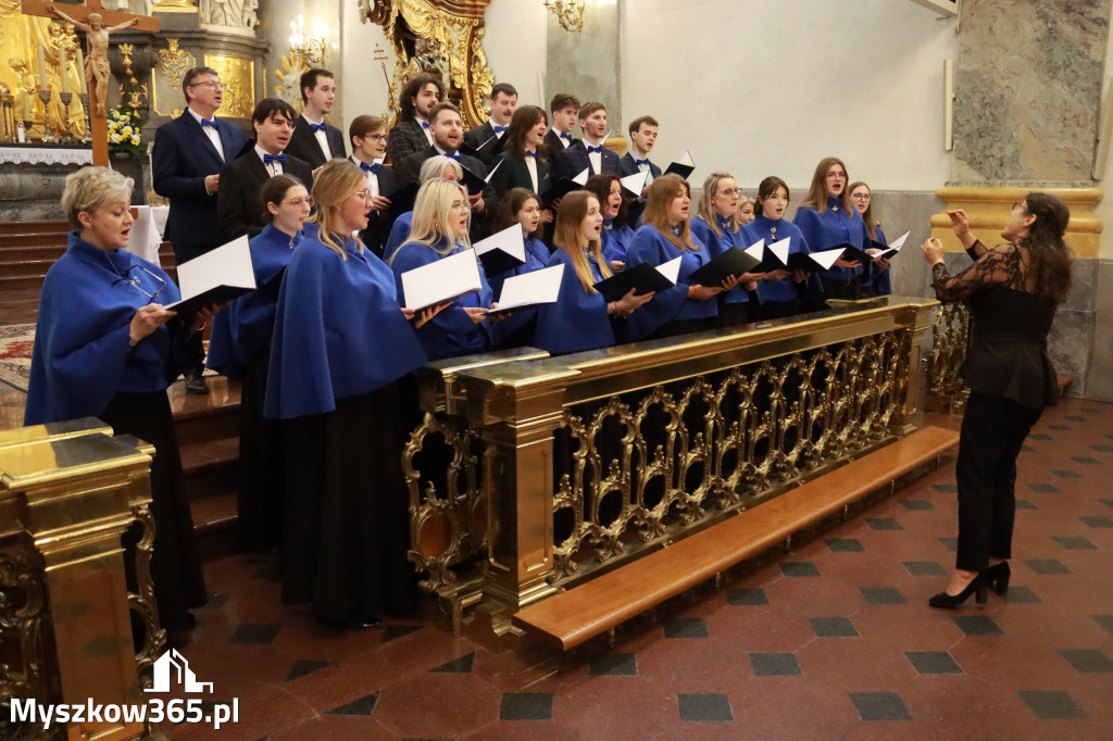 Fotorelacja III: XIV Międzynarodowy Festiwal Chóralnej Pieśni Maryjnej w Koziegłowach