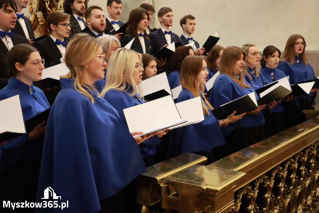 Fotorelacja III: XIV Międzynarodowy Festiwal Chóralnej Pieśni Maryjnej w Koziegłowach