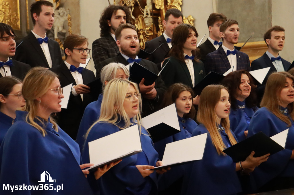 Fotorelacja III: XIV Międzynarodowy Festiwal Chóralnej Pieśni Maryjnej w Koziegłowach