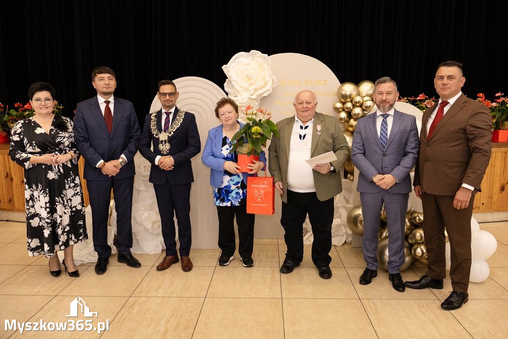 Złote, Diamentowe, Żelazne i Kamienne Gody.