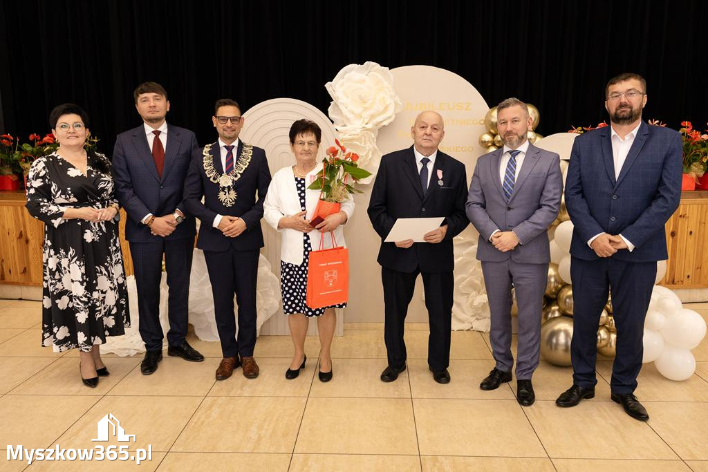 Złote, Diamentowe, Żelazne i Kamienne Gody.