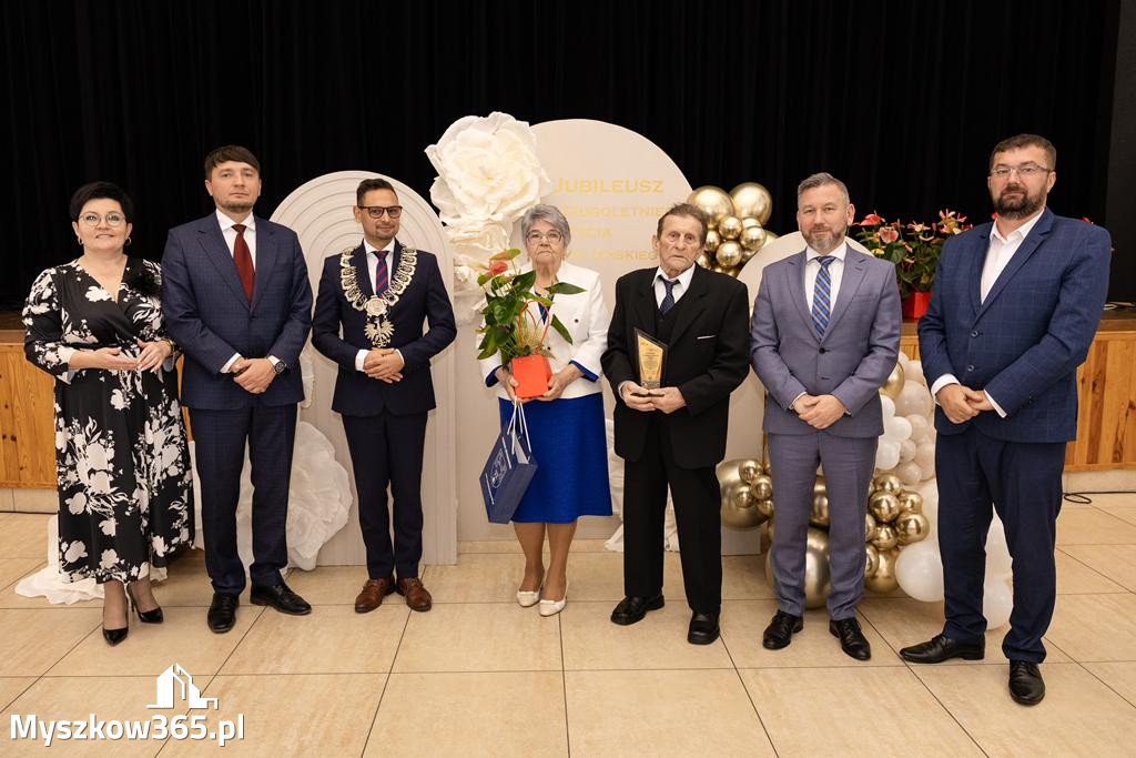 Złote, Diamentowe, Żelazne i Kamienne Gody.