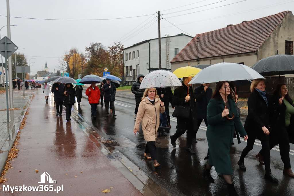 Fotorelacja I: Odsłonięcie Pomnika i Jubileusz ZS w Żarkach