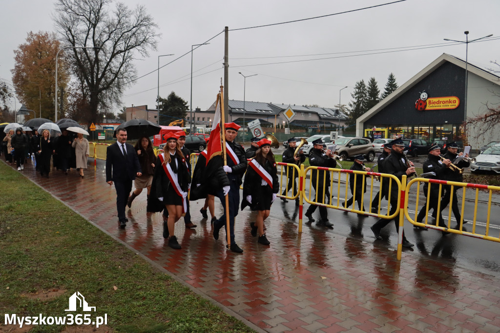 Fotorelacja I: Odsłonięcie Pomnika i Jubileusz ZS w Żarkach