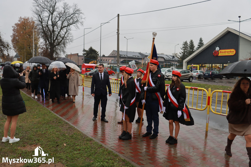 Fotorelacja I: Odsłonięcie Pomnika i Jubileusz ZS w Żarkach