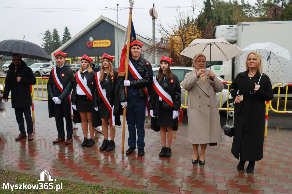 Fotorelacja I: Odsłonięcie Pomnika i Jubileusz ZS w Żarkach