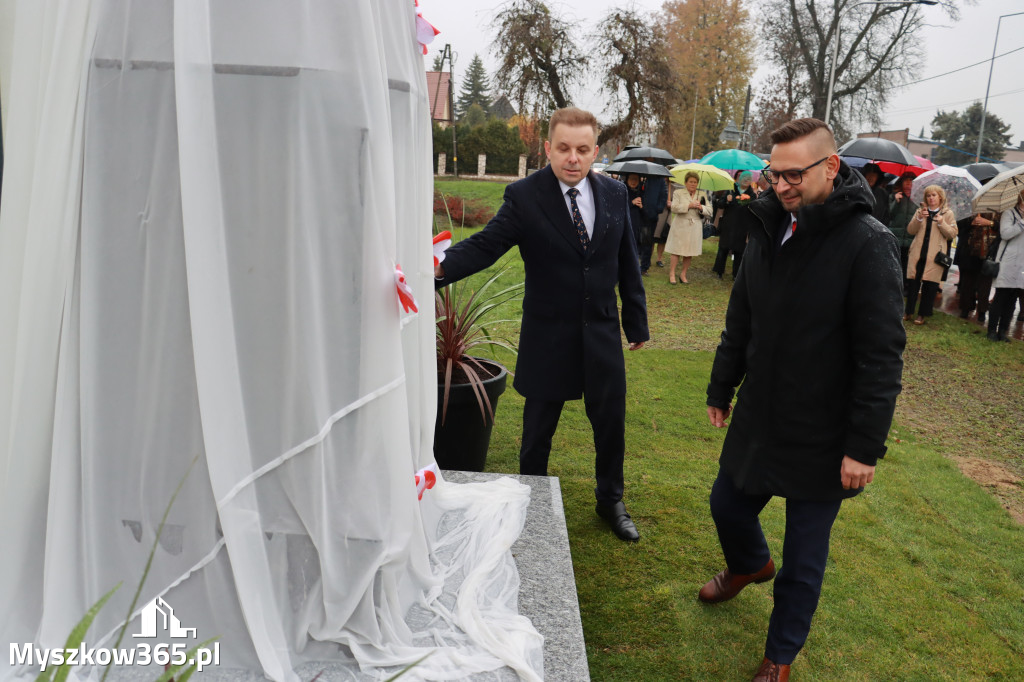 Fotorelacja I: Odsłonięcie Pomnika i Jubileusz ZS w Żarkach