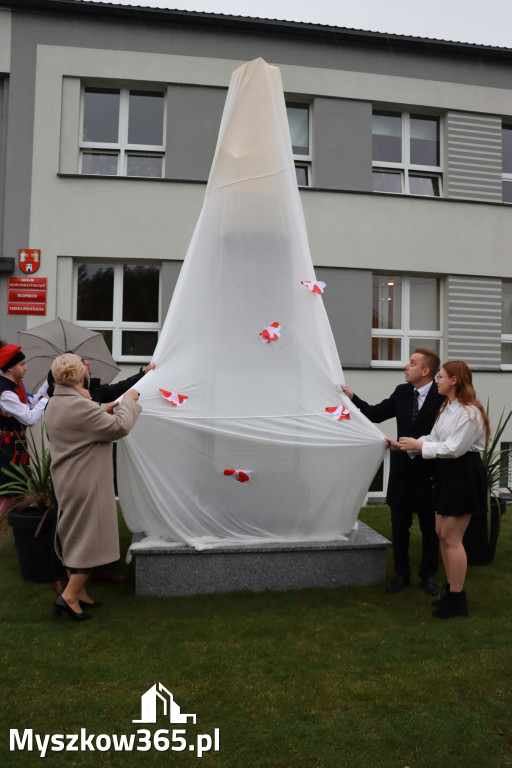 Fotorelacja I: Odsłonięcie Pomnika i Jubileusz ZS w Żarkach