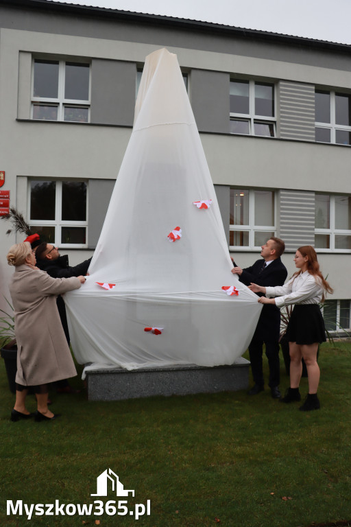 Fotorelacja I: Odsłonięcie Pomnika i Jubileusz ZS w Żarkach