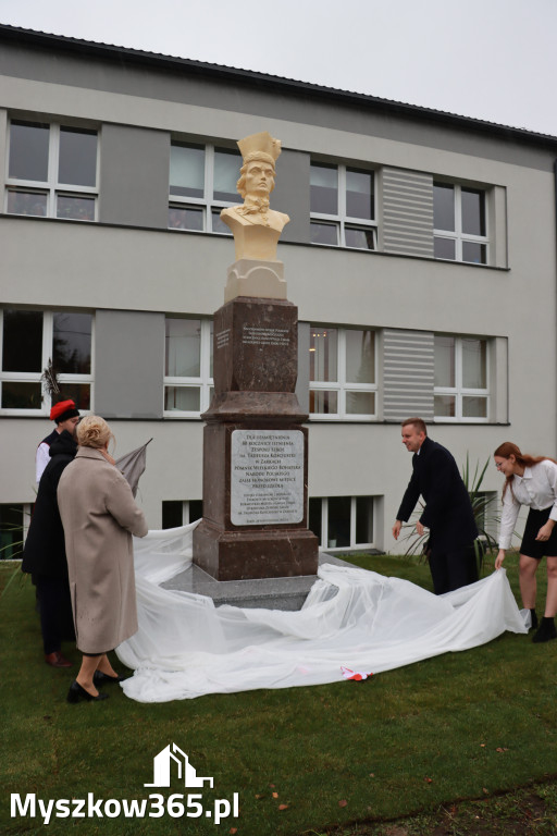 Fotorelacja I: Odsłonięcie Pomnika i Jubileusz ZS w Żarkach
