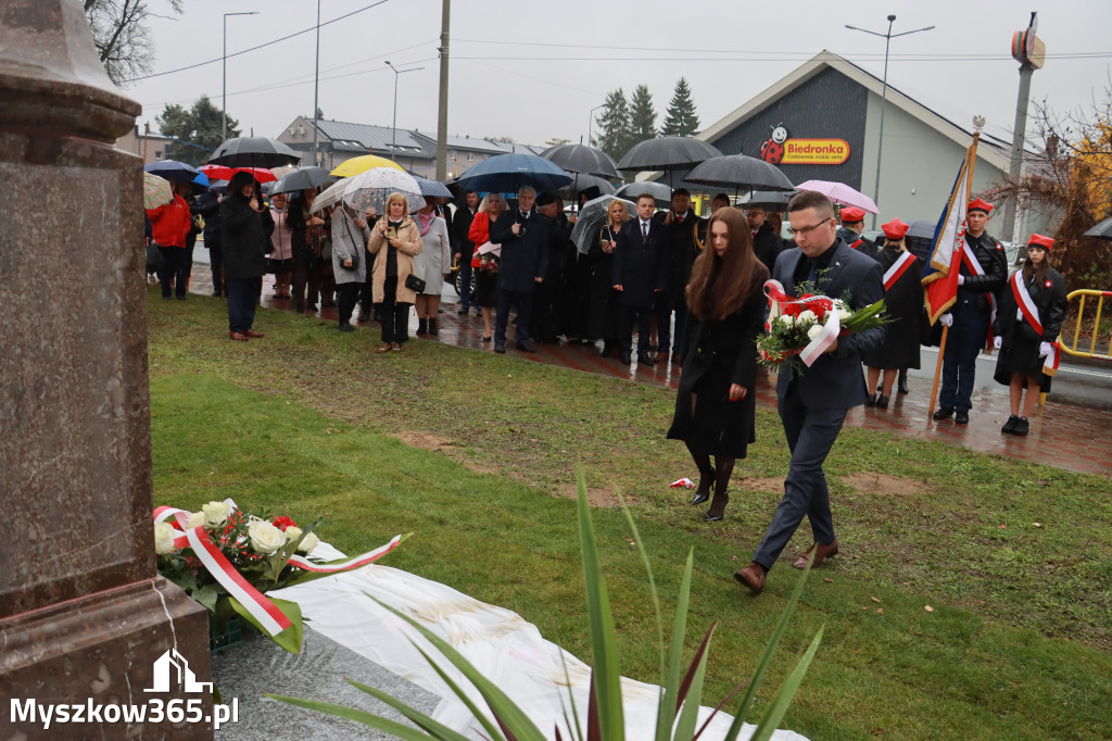 Fotorelacja I: Odsłonięcie Pomnika i Jubileusz ZS w Żarkach