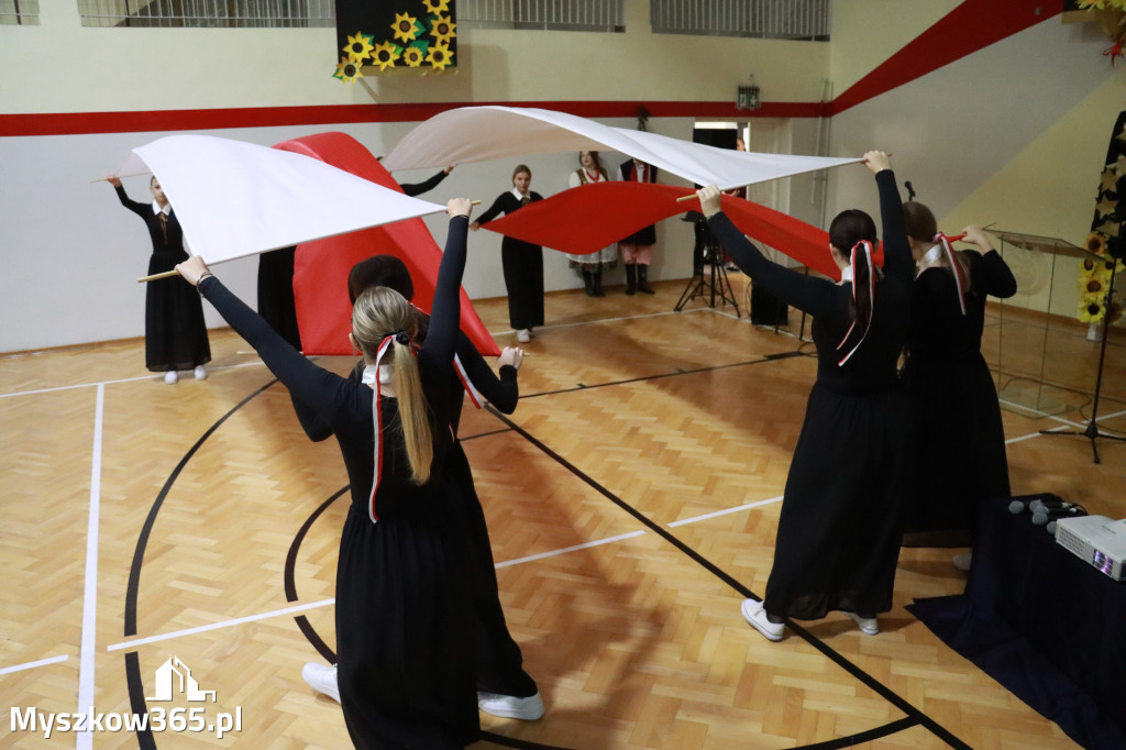 Fotorelacja I: Odsłonięcie Pomnika i Jubileusz ZS w Żarkach