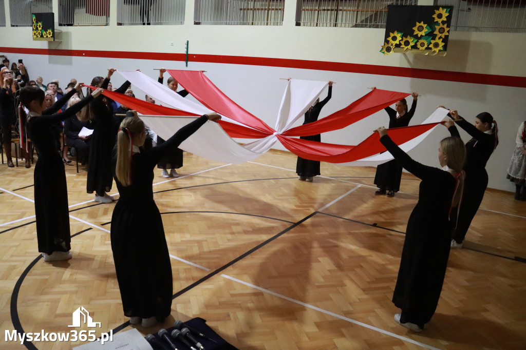 Fotorelacja I: Odsłonięcie Pomnika i Jubileusz ZS w Żarkach
