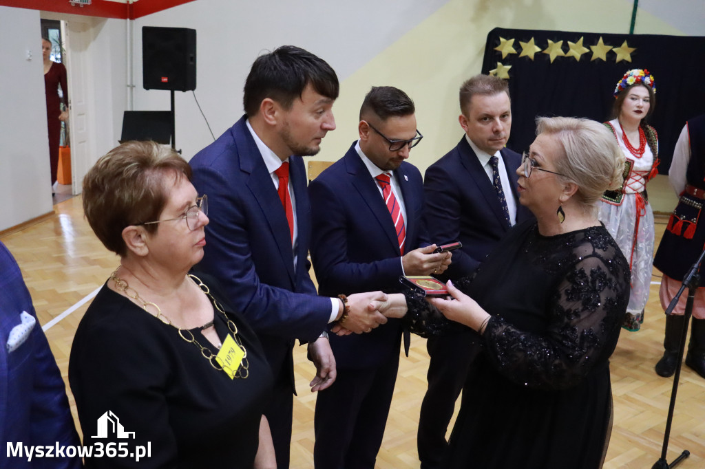 Fotorelacja I: Odsłonięcie Pomnika i Jubileusz ZS w Żarkach