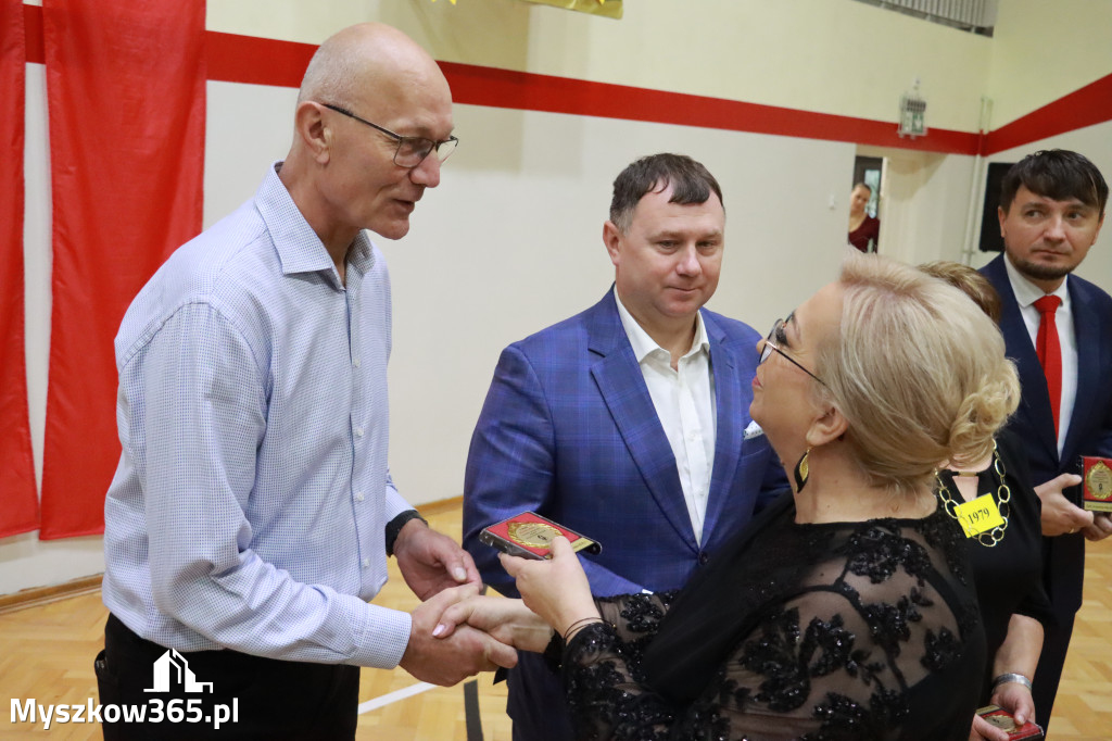 Fotorelacja I: Odsłonięcie Pomnika i Jubileusz ZS w Żarkach