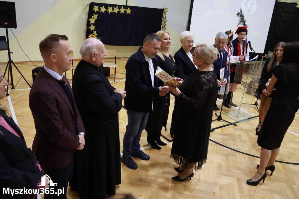 Fotorelacja I: Odsłonięcie Pomnika i Jubileusz ZS w Żarkach