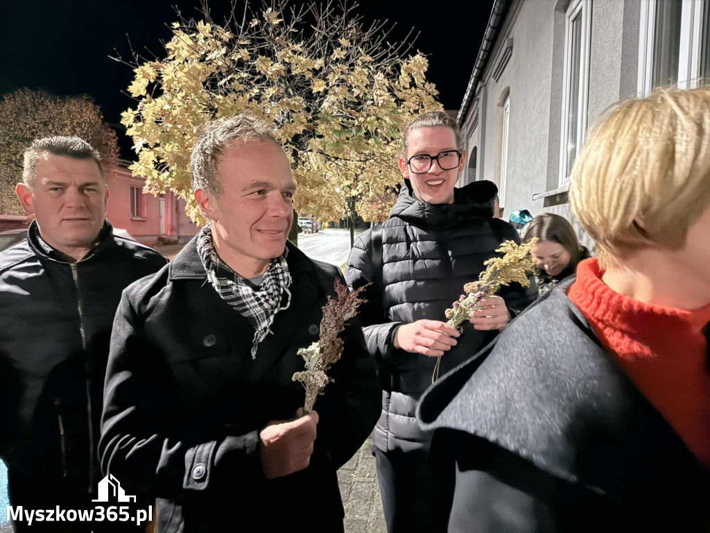 Latarnik i Zielarka na Szlaku Tradycji w Żarkach.