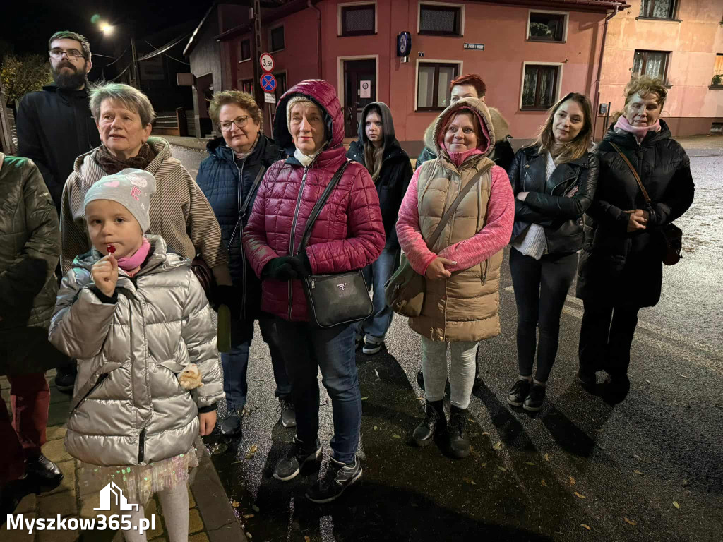 Latarnik i Zielarka na Szlaku Tradycji w Żarkach.