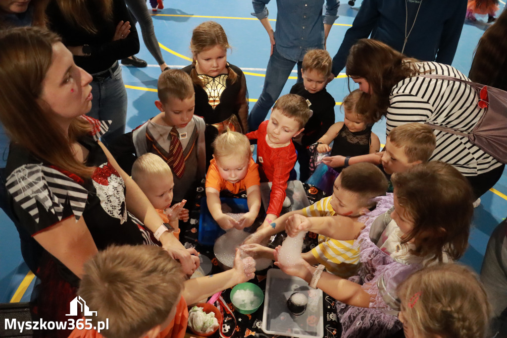 Fotorelacja: Dynia Party w MOSiR Myszków!