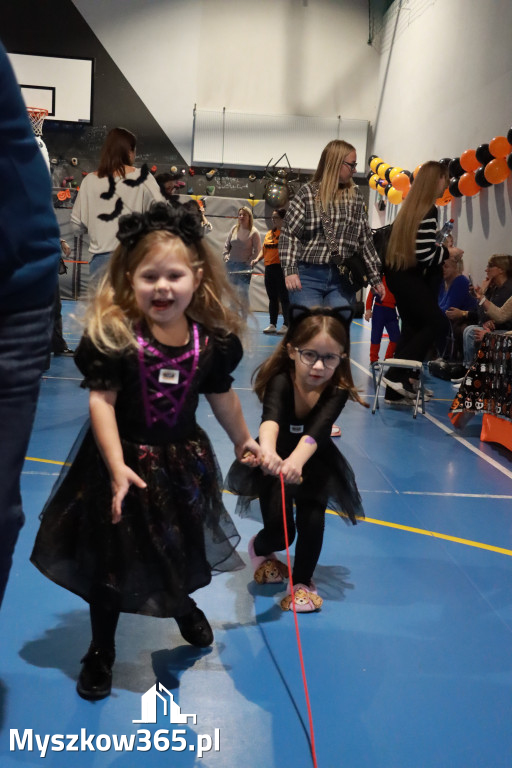 Fotorelacja: Dynia Party w MOSiR Myszków!