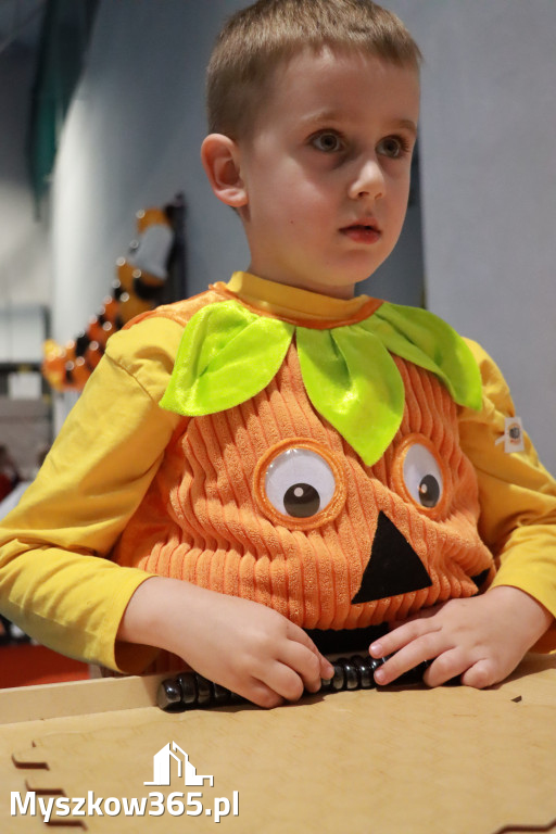 Fotorelacja: Dynia Party w MOSiR Myszków!