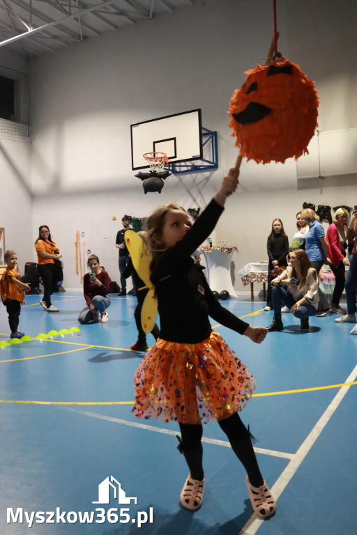 Fotorelacja: Dynia Party w MOSiR Myszków!