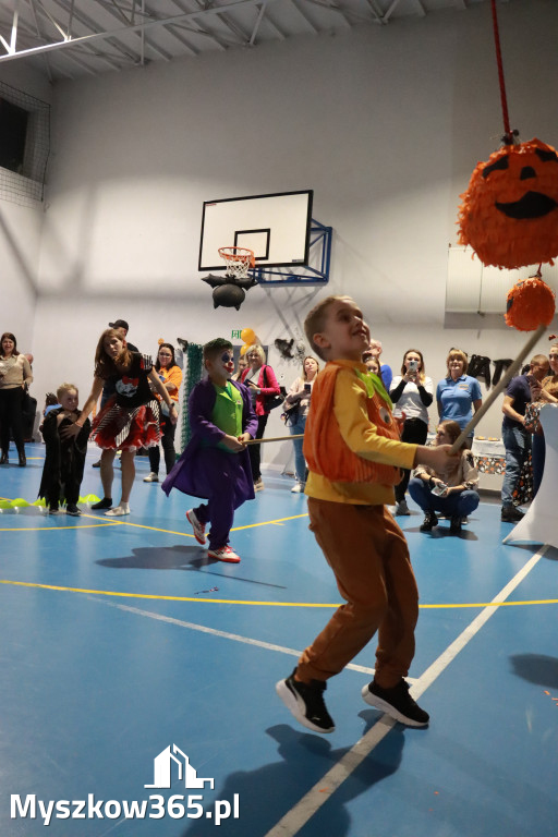 Fotorelacja: Dynia Party w MOSiR Myszków!