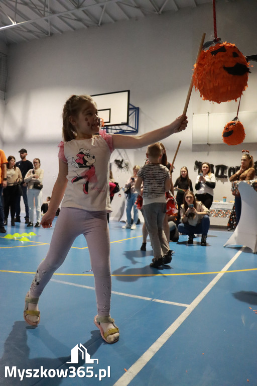 Fotorelacja: Dynia Party w MOSiR Myszków!