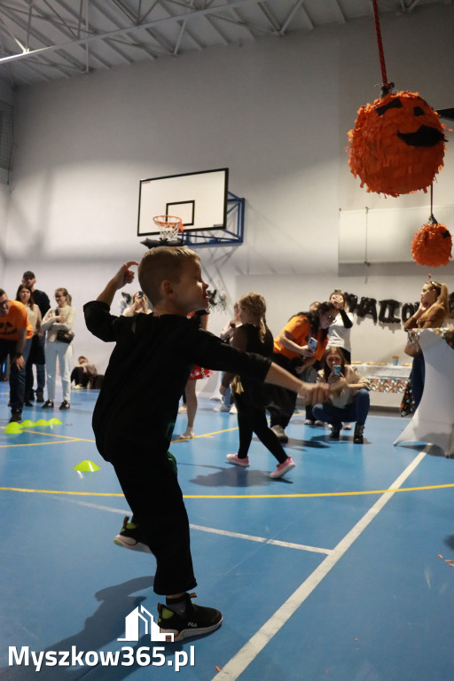 Fotorelacja: Dynia Party w MOSiR Myszków!