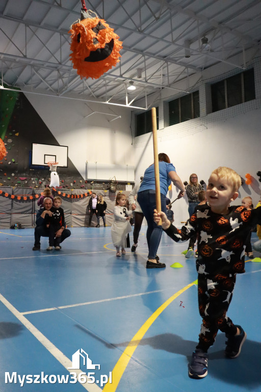 Fotorelacja: Dynia Party w MOSiR Myszków!