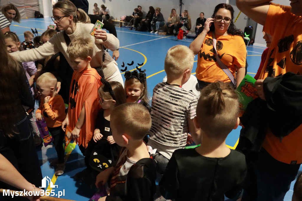 Fotorelacja: Dynia Party w MOSiR Myszków!