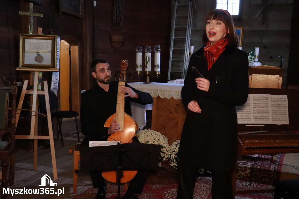 Fotorelacja: Koncert Zaduszny DLA NICH w Cynkowie Gmina Koziegłowy