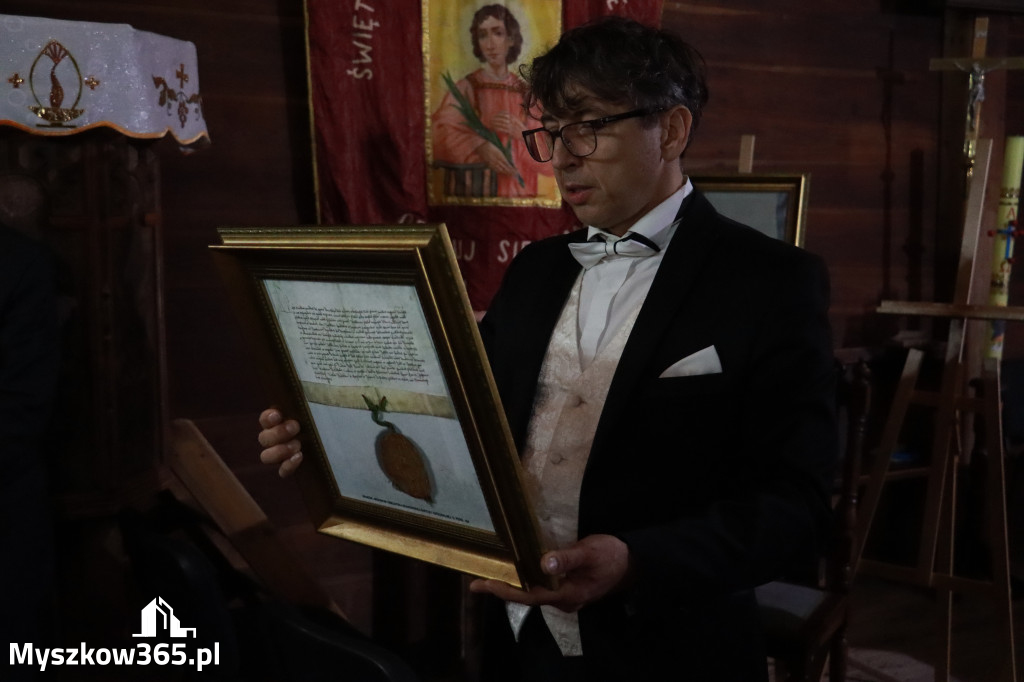 Fotorelacja: Koncert Zaduszny DLA NICH w Cynkowie Gmina Koziegłowy