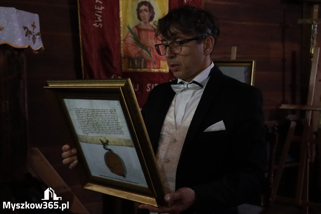 Fotorelacja: Koncert Zaduszny DLA NICH w Cynkowie Gmina Koziegłowy