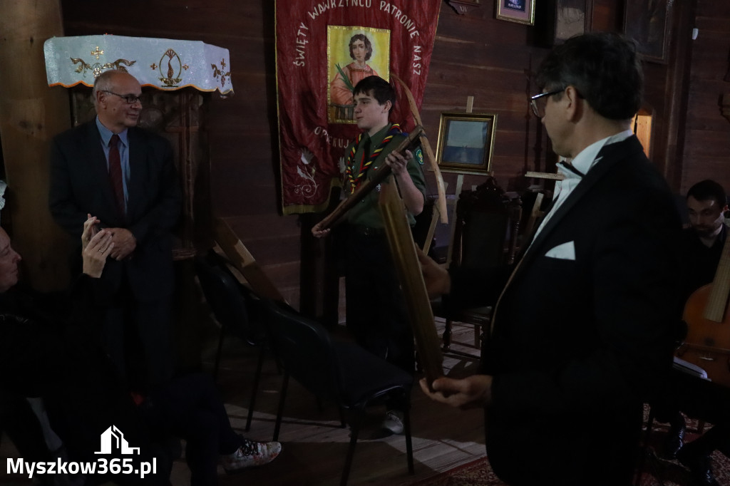 Fotorelacja: Koncert Zaduszny DLA NICH w Cynkowie Gmina Koziegłowy