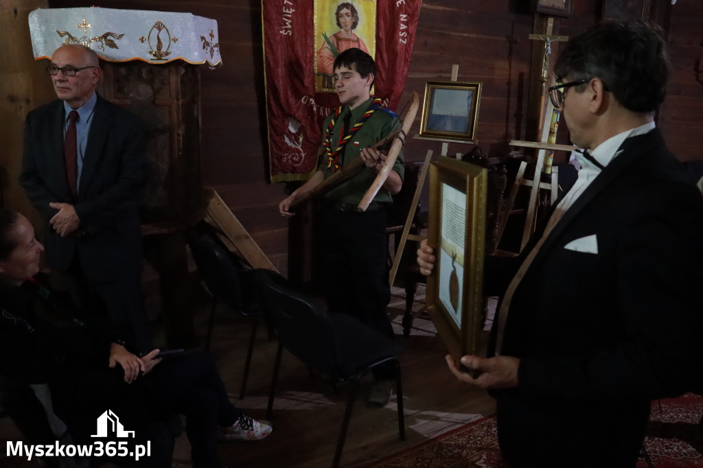 Fotorelacja: Koncert Zaduszny DLA NICH w Cynkowie Gmina Koziegłowy