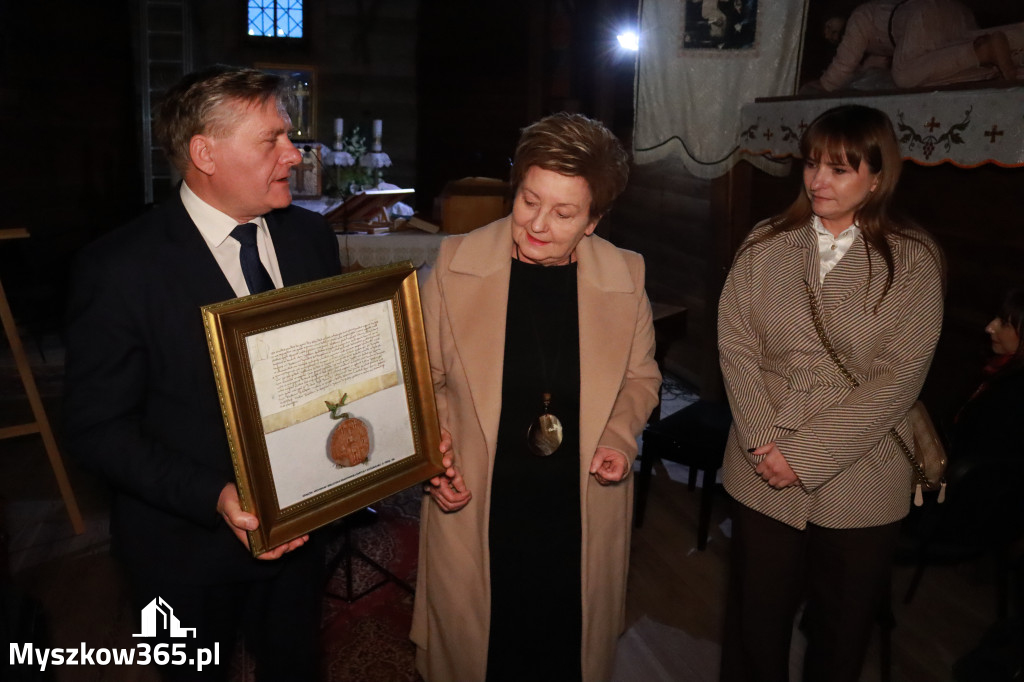 Fotorelacja: Koncert Zaduszny DLA NICH w Cynkowie Gmina Koziegłowy