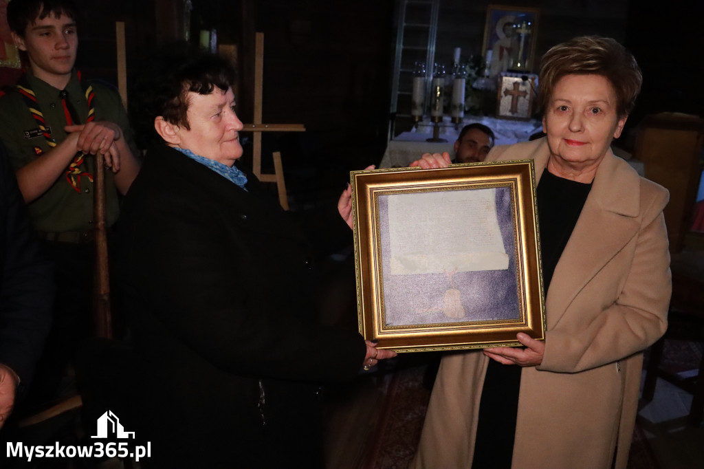 Fotorelacja: Koncert Zaduszny DLA NICH w Cynkowie Gmina Koziegłowy