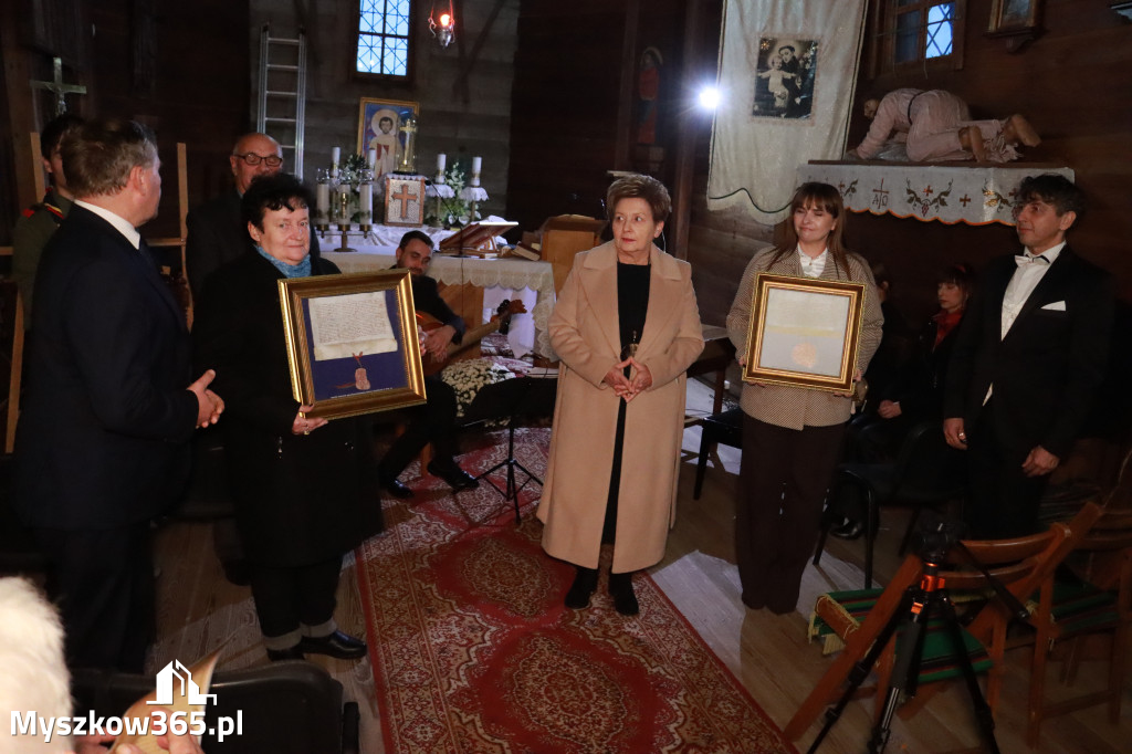Fotorelacja: Koncert Zaduszny DLA NICH w Cynkowie Gmina Koziegłowy