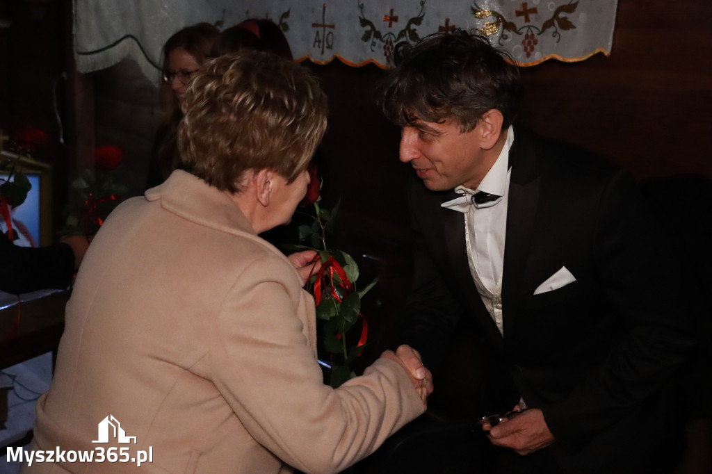 Fotorelacja: Koncert Zaduszny DLA NICH w Cynkowie Gmina Koziegłowy