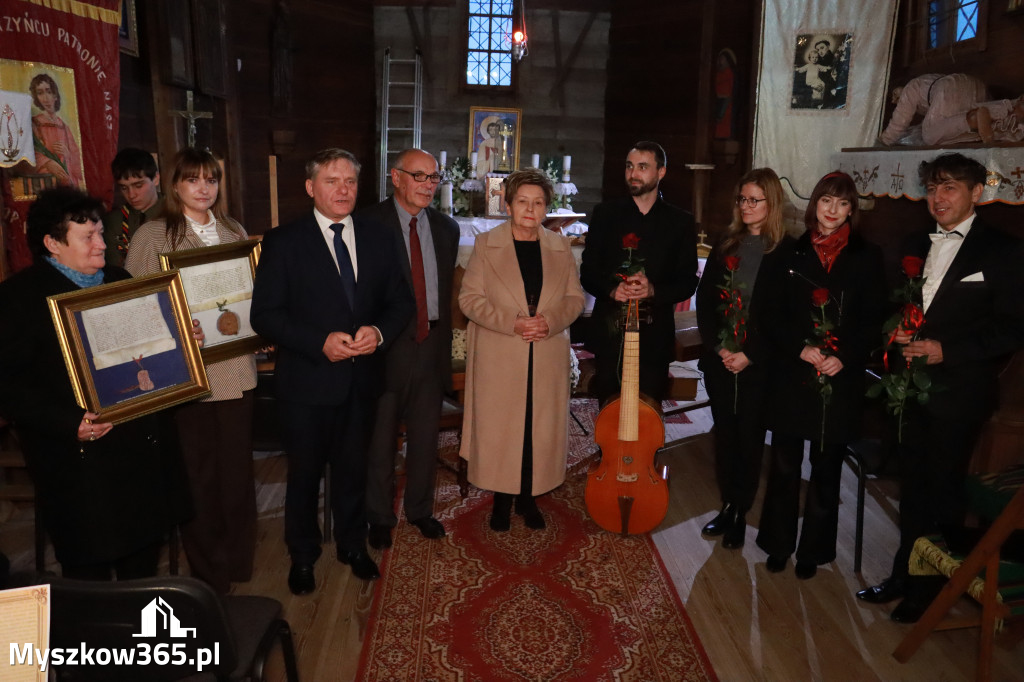Fotorelacja: Koncert Zaduszny DLA NICH w Cynkowie Gmina Koziegłowy