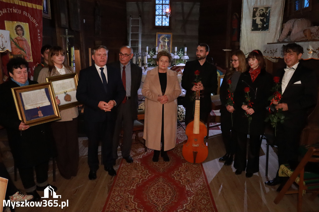Fotorelacja: Koncert Zaduszny DLA NICH w Cynkowie Gmina Koziegłowy