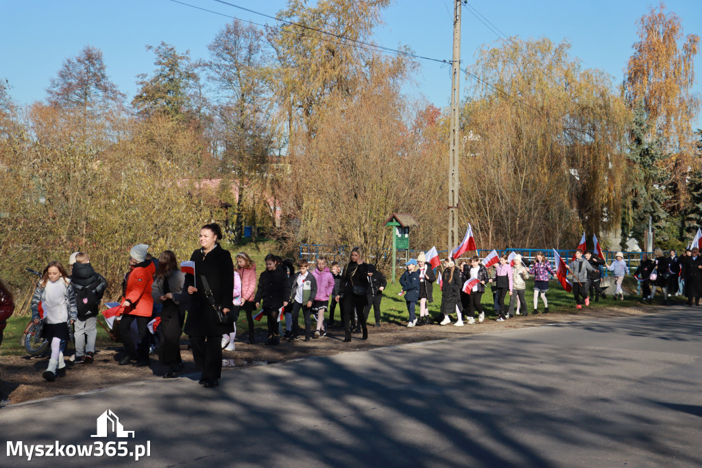 Fotorelacja I: Obchody 107. ROCZNICY ODZYSKANIA NIEPODLEGŁOŚCI na rynku w Koziegłowach