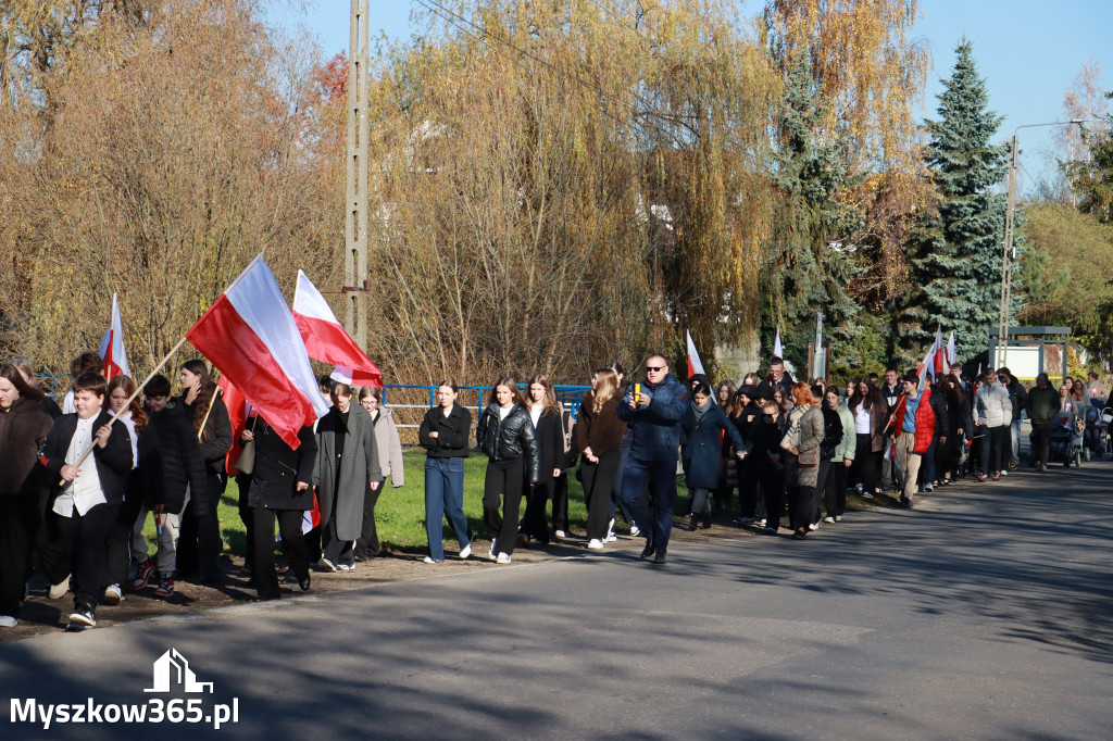 Fotorelacja I: Obchody 107. ROCZNICY ODZYSKANIA NIEPODLEGŁOŚCI na rynku w Koziegłowach