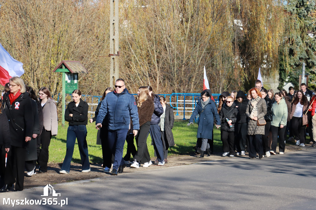 Fotorelacja I: Obchody 107. ROCZNICY ODZYSKANIA NIEPODLEGŁOŚCI na rynku w Koziegłowach