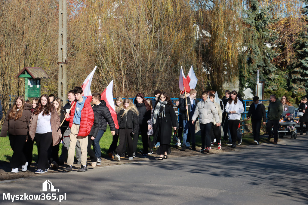Fotorelacja I: Obchody 107. ROCZNICY ODZYSKANIA NIEPODLEGŁOŚCI na rynku w Koziegłowach