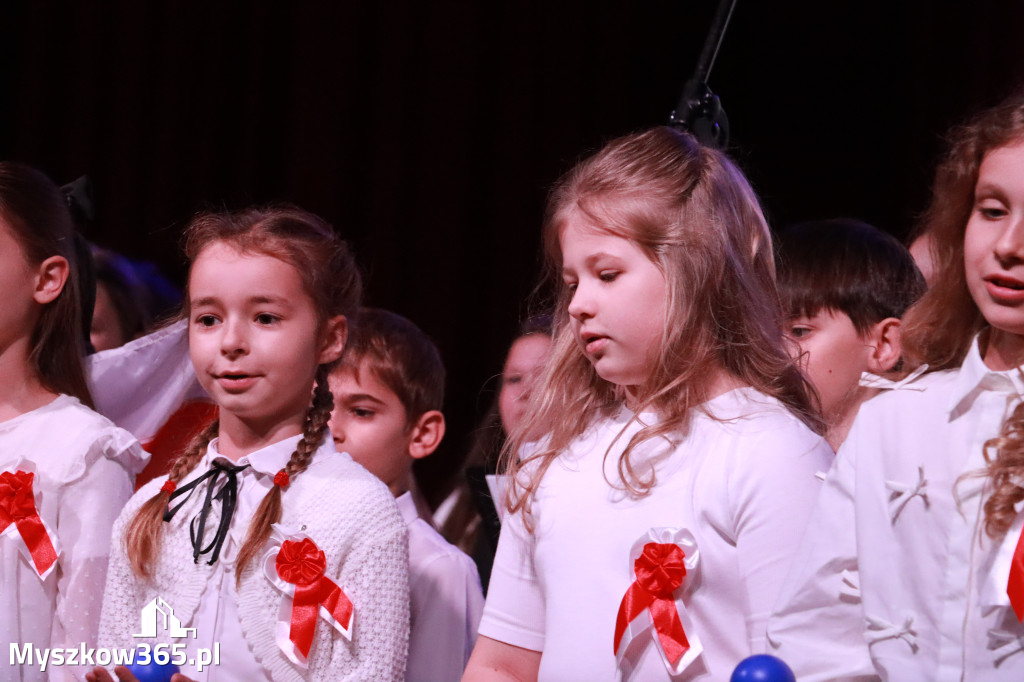 Fotorelacja II: Obchody 107. ROCZNICY ODZYSKANIA NIEPODLEGŁOŚCI na rynku w Koziegłowach