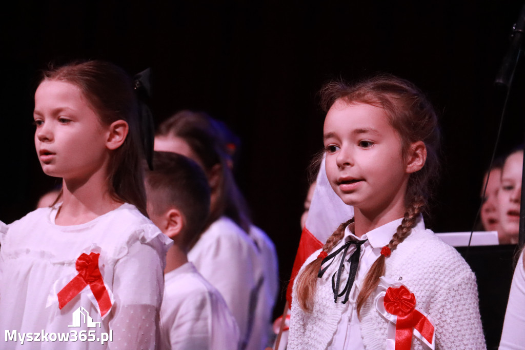 Fotorelacja II: Obchody 107. ROCZNICY ODZYSKANIA NIEPODLEGŁOŚCI na rynku w Koziegłowach